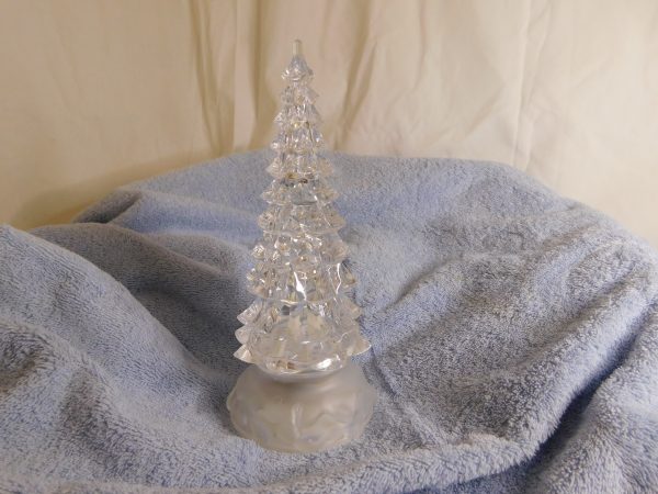 Snow Globe Christmas Tree - Image 3