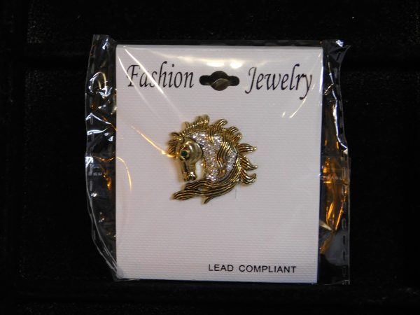 Fashion Jewelry Horse Brooch - Image 2