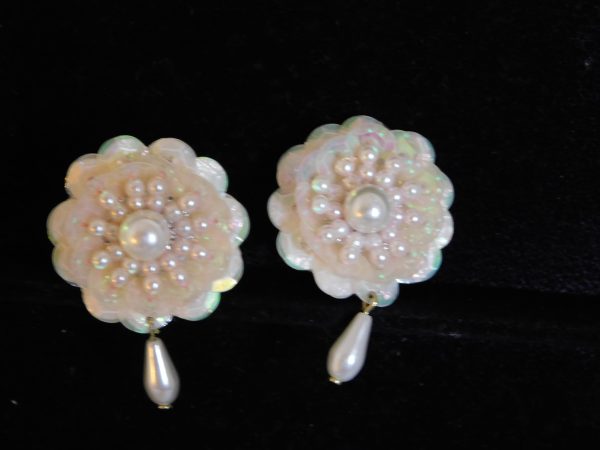 Vintage Pink Faux Pearl Floral Clip Earrings - Image 7